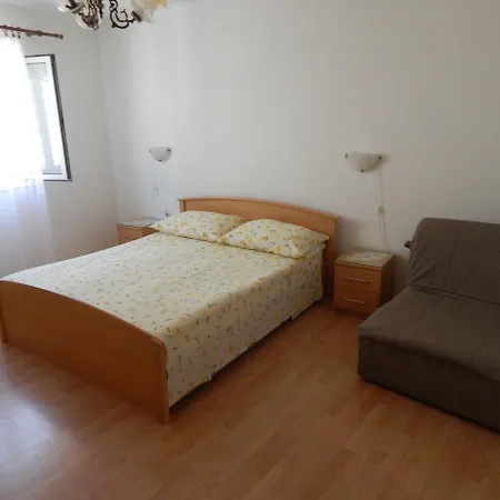 Apartman By The Sea - 2459 *